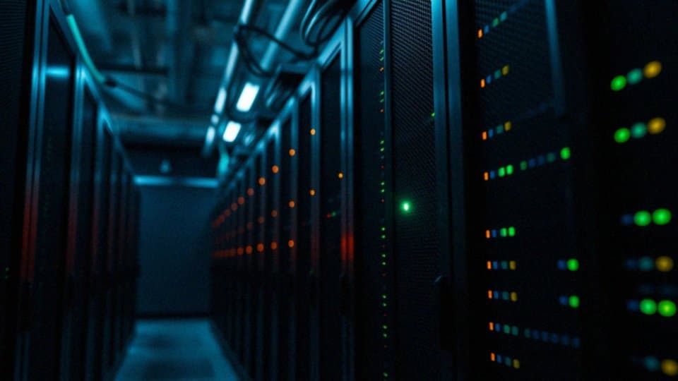 Jak certyfikat SSL wpływa na bezpieczeństwo transmisji danych?